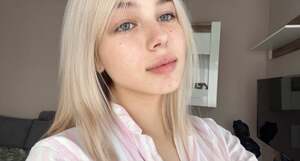 Ellie Candy nude 4