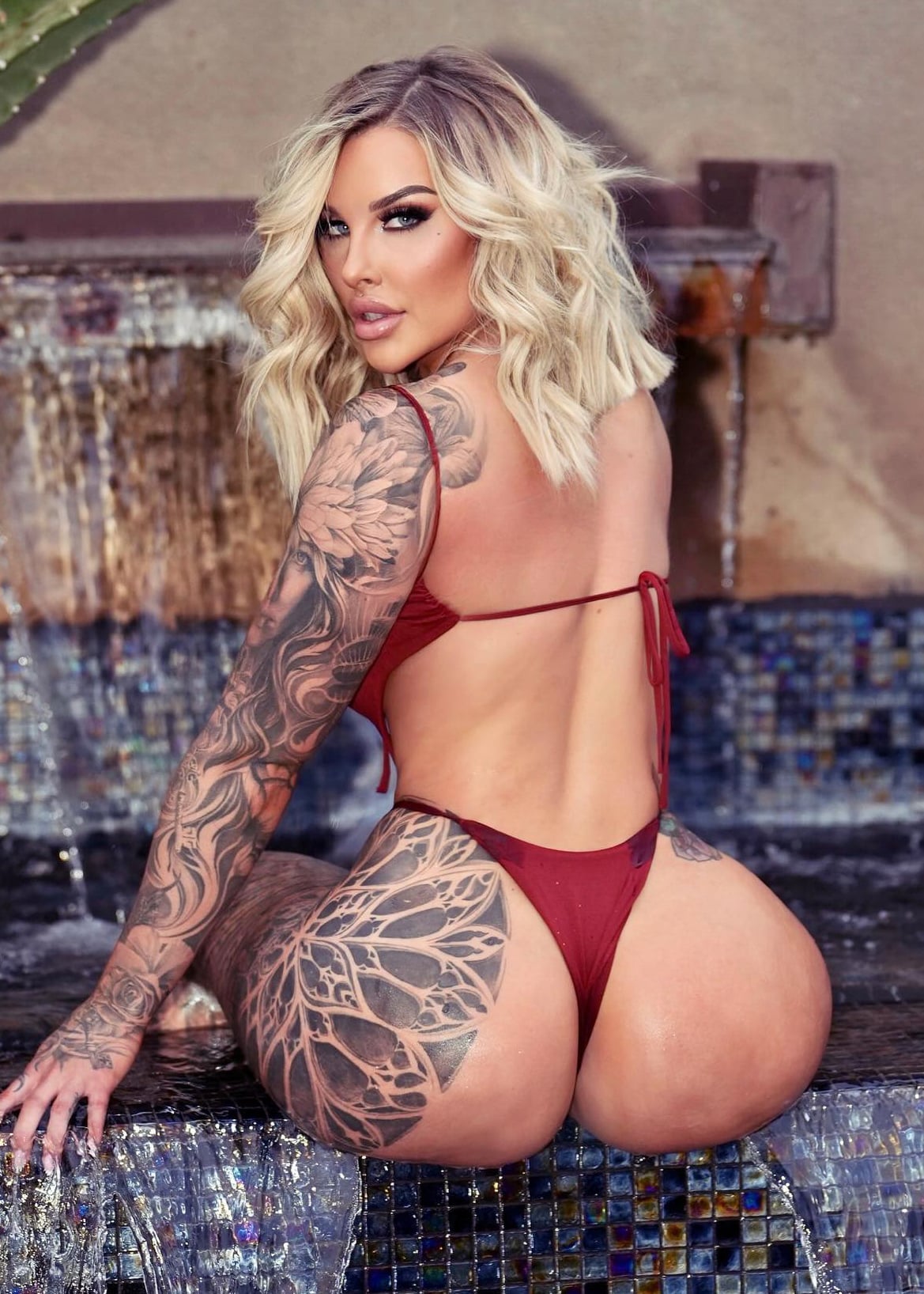 Ellie Rayne nude 12