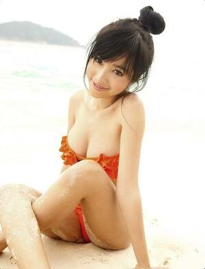 Elly Tran Ha nude 2