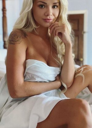 Elsa Jean nude 5