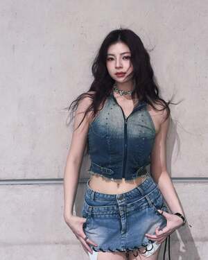 Elyn Leong nude 4