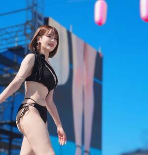 Ema Chizuru nude 12