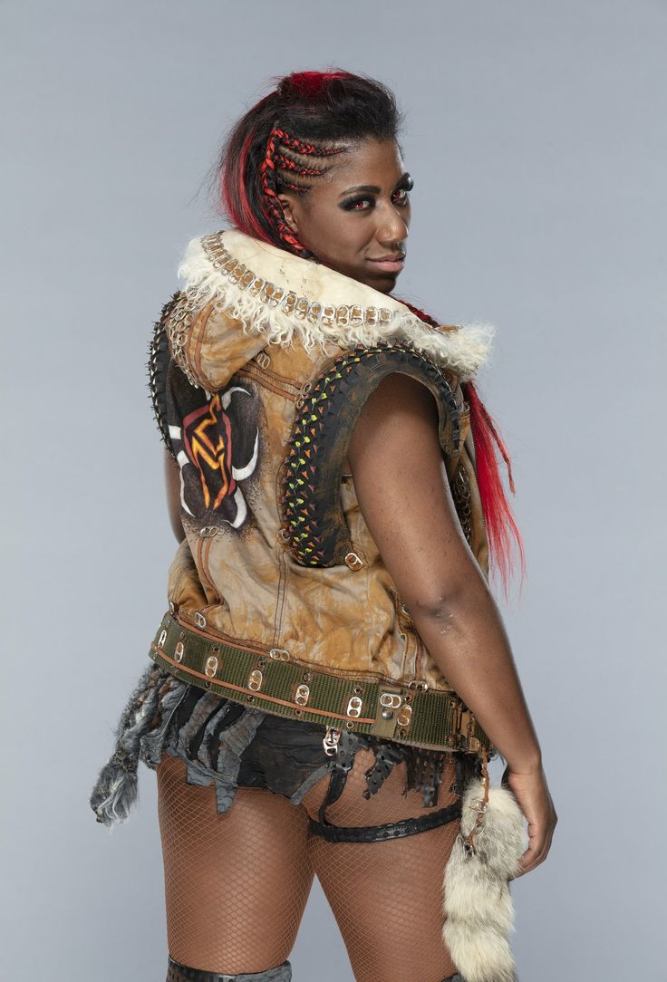 Ember Moon nude 4