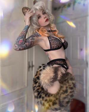Ember Wolf nude 4