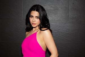 Emeraude Toubia nude 8