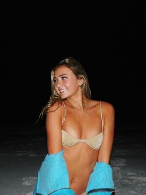 Emersyn Ballas nude 11
