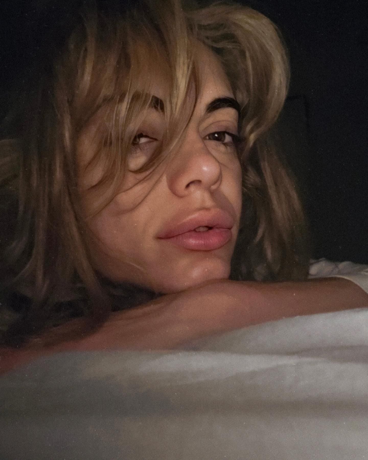 Emilia Attias nude 11