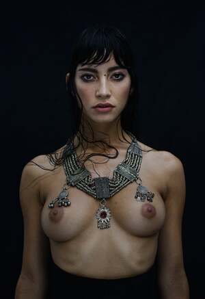 Emilie Payet nude 12