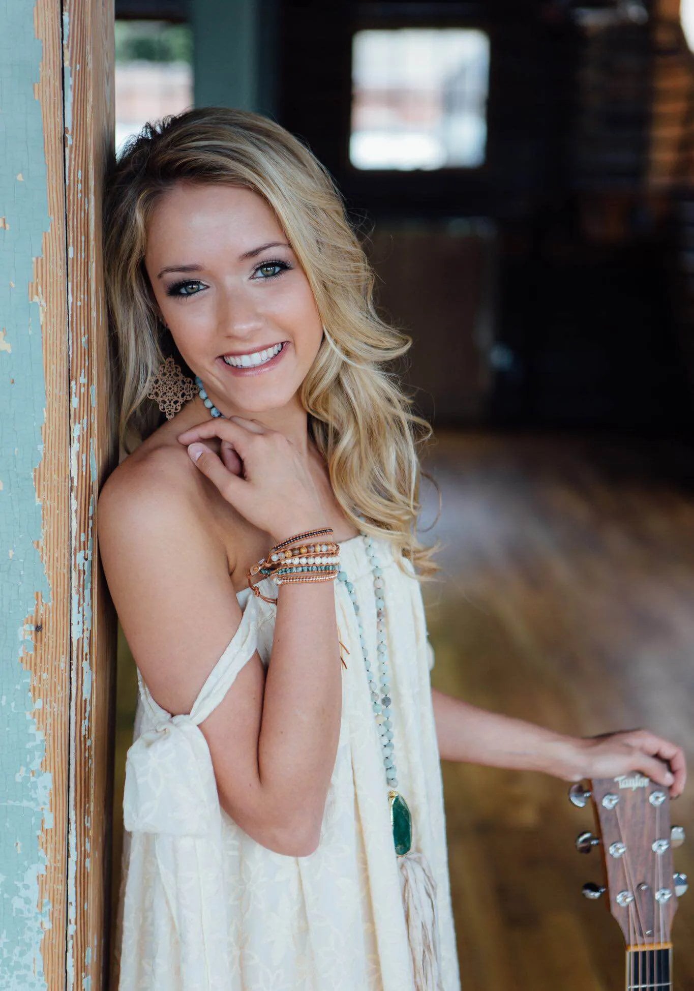 Emily Ann Roberts nude 5