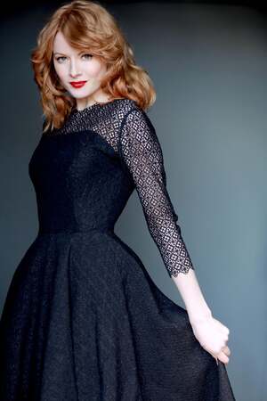 Emily Beecham nude 12
