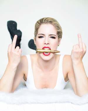 Emily Bett Rickards nude 10