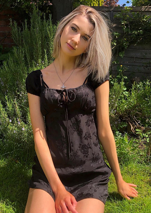 Emily Jade nude 3