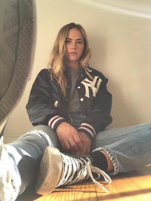 Emily Wickersham nude 10