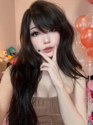 Emiru nude 7