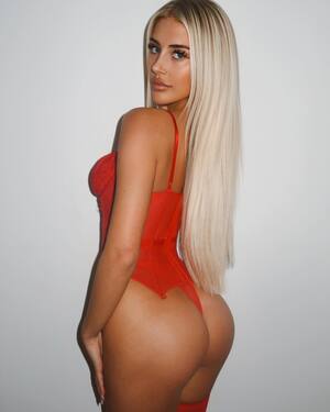 Emleah Payne nude 2