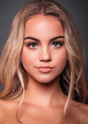 Emma Brooks McAllister nude 5