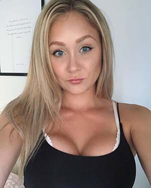 Emma Carlsson nude 3