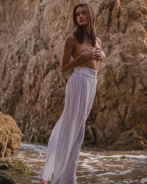 Emma Gerstner nude 4