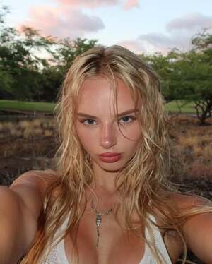 Emma Kaitalin nude 9