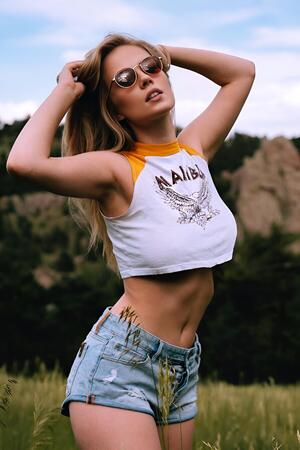 Emma Skau nude 8