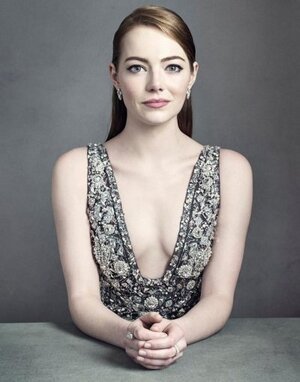 Emma Stone nude 6