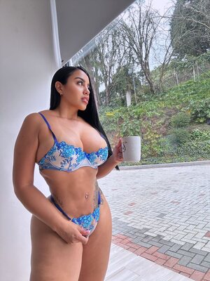 Emmy Salazar nude 8