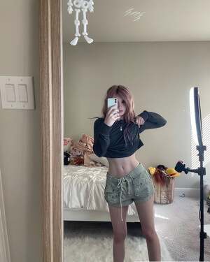 Emmyuh nude 10
