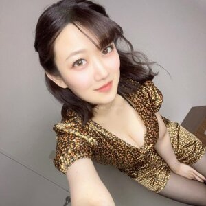 Ena Koume nude 10