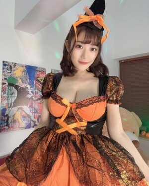 Ena Koume nude 2