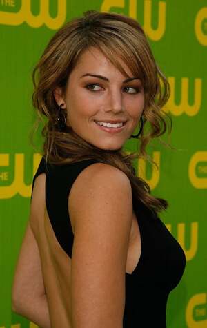 Erica Durance nude 9