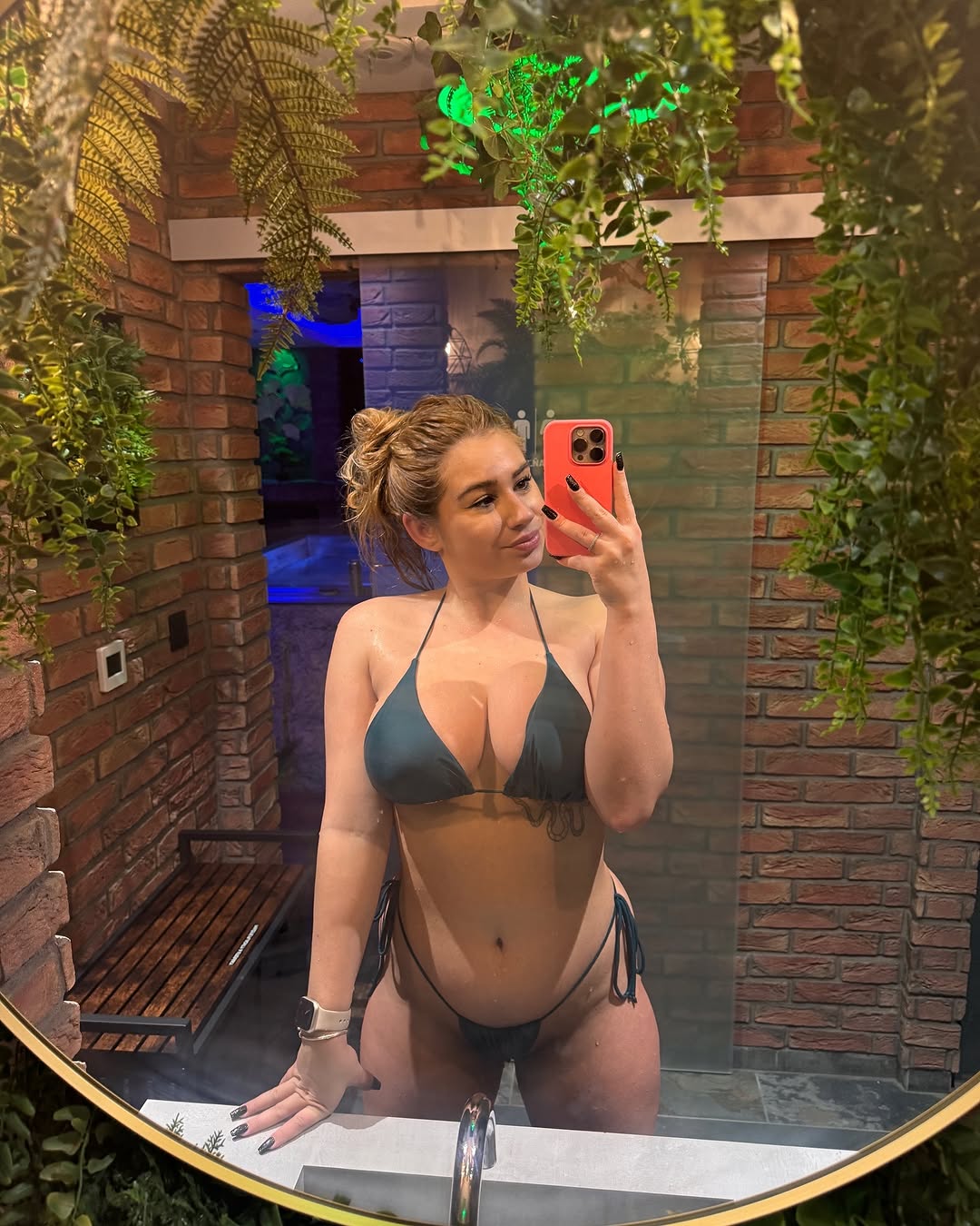 Erika Heredyova nude 2