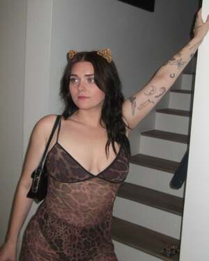 Erin Dougal nude 12