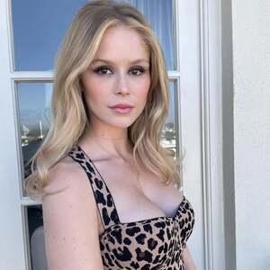 Erin Moriarty nude 7