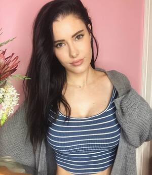 Erin Olash nude 7