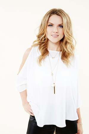 Erin Richards nude 3