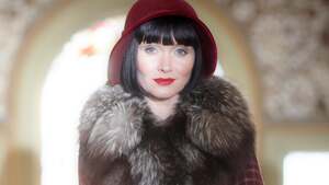 Essie Davis nude 10