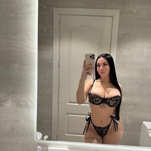 Estela Saubi nude 6