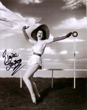 Eunice Gayson nude 5