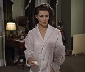 Eunice Gayson nude 9