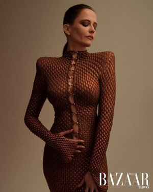 Eva Green nude 10
