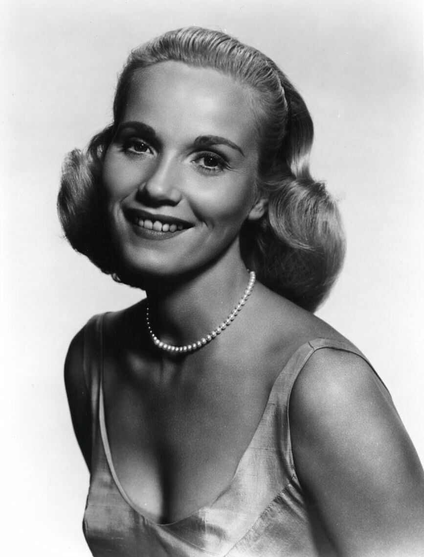 Eva Marie Saint nude 5