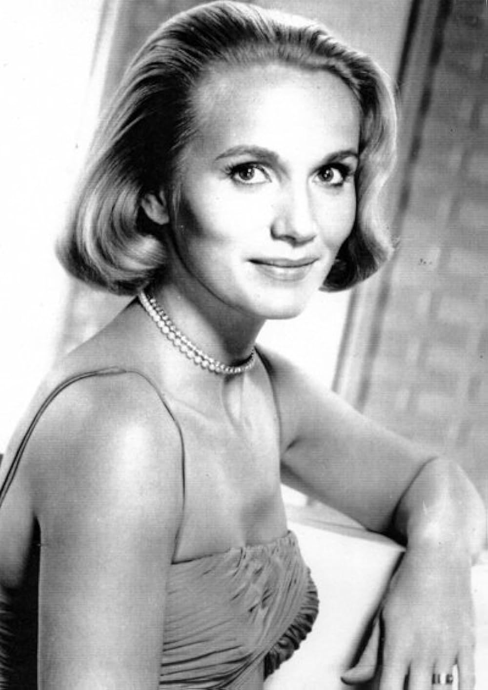 Eva Marie Saint nude 6