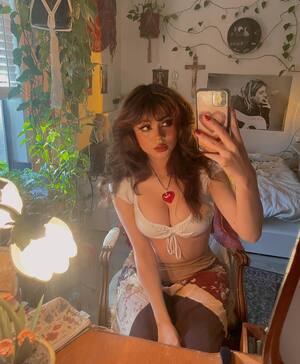 Eve Mabellee nude 1