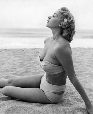 Eve Meyer nude 4