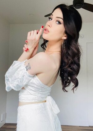 Evelyn Claire nude 5