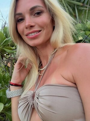 Ezra Paige nude 8