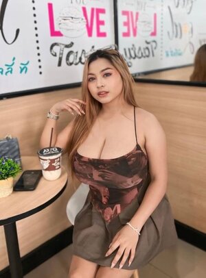 Fah Kitsana nude 3