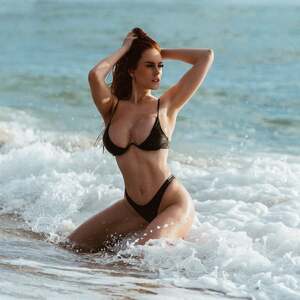 Faith Nicole Reynolds nude 10