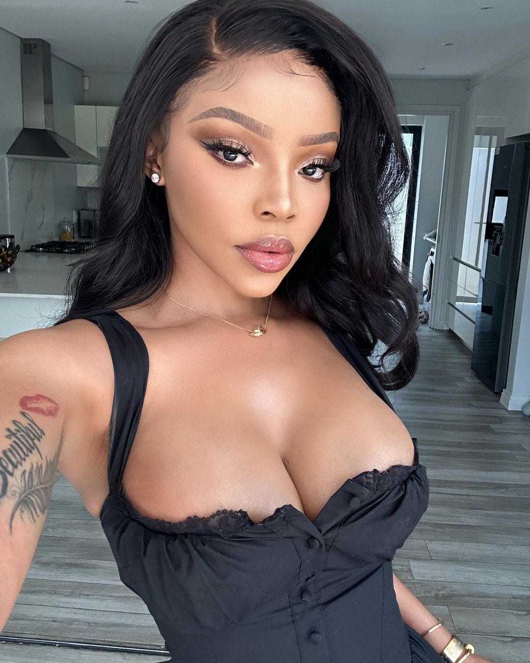 Faith Nketsi nude 10