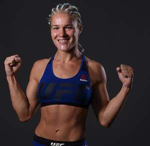 Felice Herrig nude 7